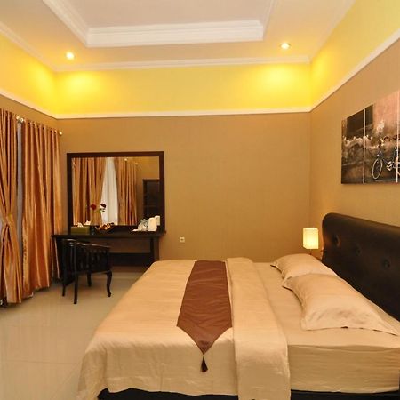 Omah Semar Homestay Yogyakarta Exterior photo
