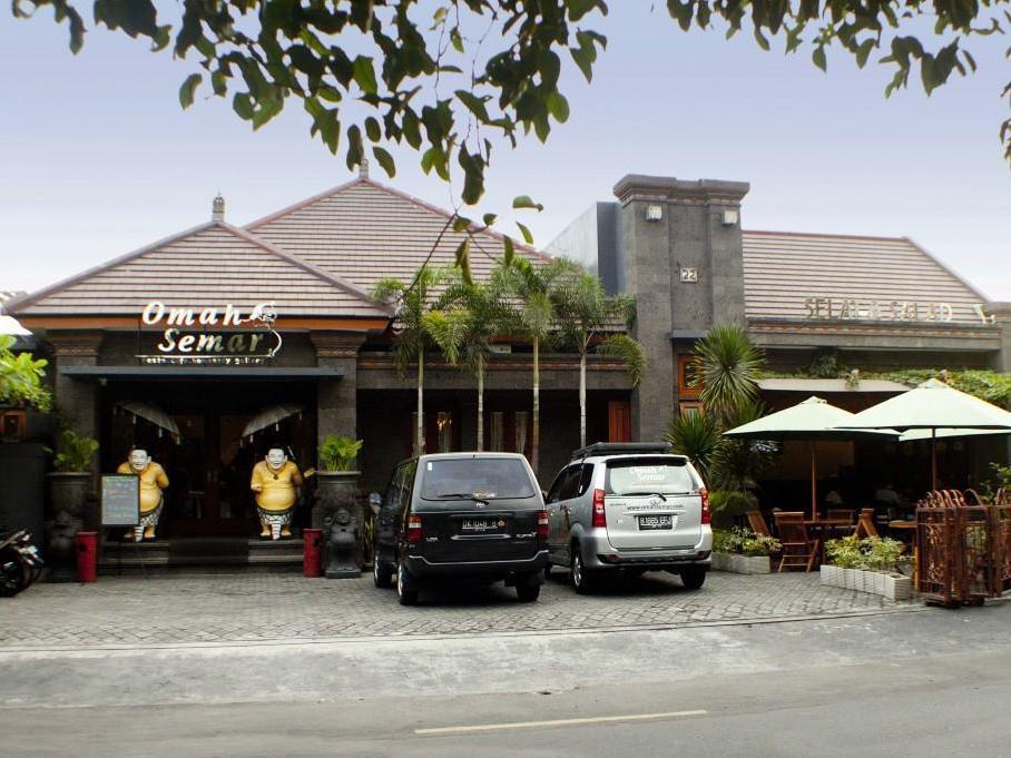 Omah Semar Homestay Yogyakarta Exterior photo