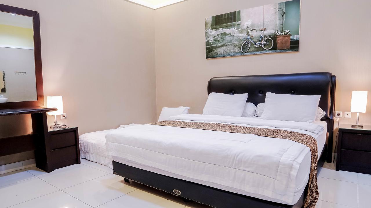 Omah Semar Homestay Yogyakarta Exterior photo